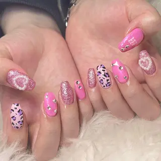 ネイル BLITZ🫶 りなのネイルデザイン