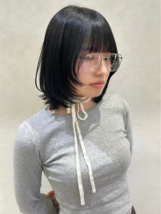 ミディアム カラー インナーカラー ／レイヤー🦋ルイのヘアスタイル