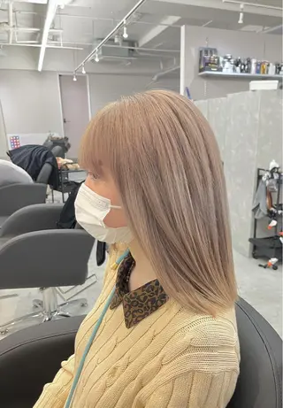 カラー REAL【レアル】所属・グレージュ/透け感 カラー/透明感カラーのヘアスタイル