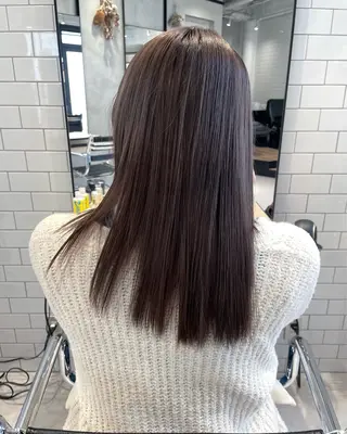 ロング カラー 佐野 えり奈のヘアスタイル