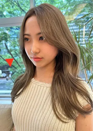 セミロング カラー 韓国風/顔周りカット /髪質改善RYOTAのヘアスタイル