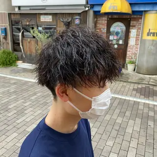 パーマ メンズ ミモリ ユウタのヘアスタイル