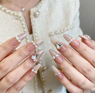 ネイル yuri nail salon所属・Yuri ユリのネイルデザイン