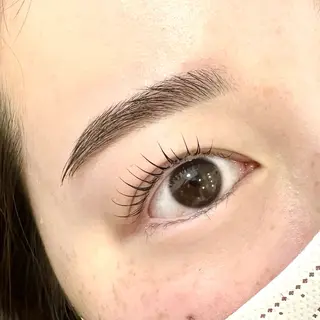 マツエク・マツパ en .の眉毛・アイブロウイメージ