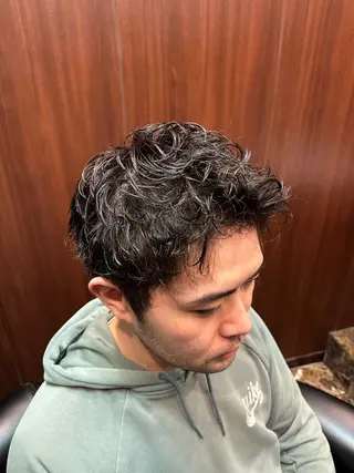 ショート パーマ 栗原 周太郎のヘアスタイル