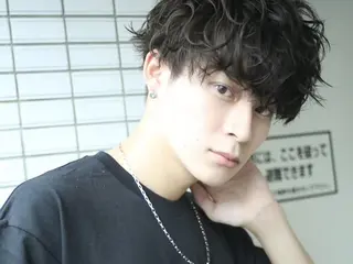 メンズ 髪質改善カラー💫 Eir江坂💎田中のヘアスタイル