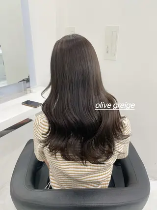 セミロング カラー ヘアアレンジ Ella所属・nana【艶髪】/ レイヤー/縮毛矯正のヘアスタイル