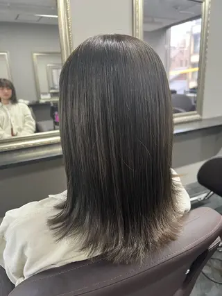 ミディアム ハイトーンカラー 坂本 翼のヘアスタイル