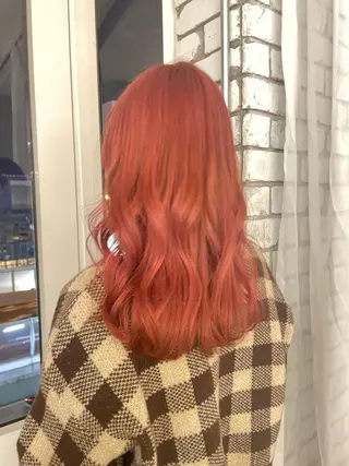 セミロング カラー 艶ハイトーン👑♡ NATSUKIのヘアスタイル