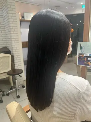 ロング 城 梨音のヘアスタイル