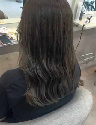 ロング カラー MASHIRO💎 透明感カラー/カットのヘアスタイル