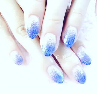 ネイル e.nail所属・和賀井 恵理のネイルデザイン