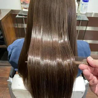 ロング カラー 岩崎 裕司のヘアスタイル