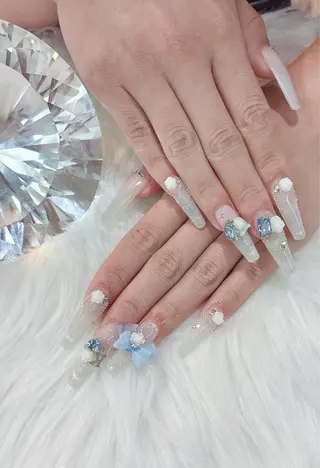 ネイル LoaChaton kaeのネイルデザイン