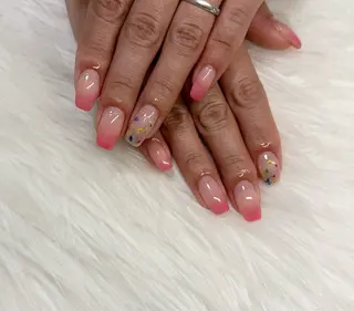ネイル nailsalon R.のネイルデザイン