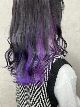 ミディアム カラー 伊藤 由妃乃のヘアスタイル