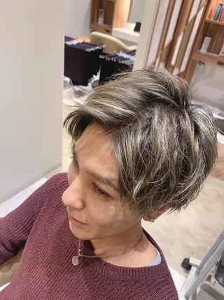 カラー 石井 潤のヘアスタイル
