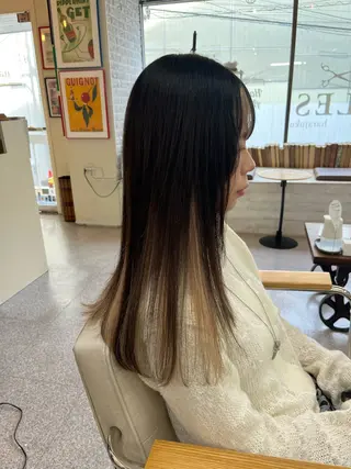 カラー エクステ ハイトーン 💭黒崎ハルカのヘアスタイル