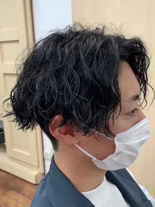 ショート パーマ メンズ クセを最大限に活かす メンズパーマ奈良大祐のヘアスタイル