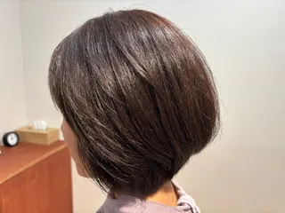 ショート カラー with a smile所属・安藤 博信のヘアスタイル
