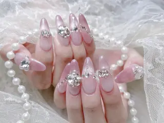 ネイル りんか🪽 ワンホンネイル🍬のネイルデザイン