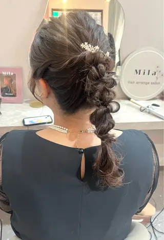 セミロング ヘアアレンジ Mila Akariのヘアスタイル