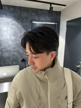 ミディアム メンズ SALOWIN 原宿 iori所属・💈センターパート パーマ特化💈雄太のヘアスタイル