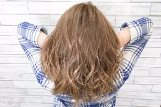 セミロング カラー ヘアアレンジ ANBEL所属・ANBEL代表 西尾裕樹のヘアスタイル