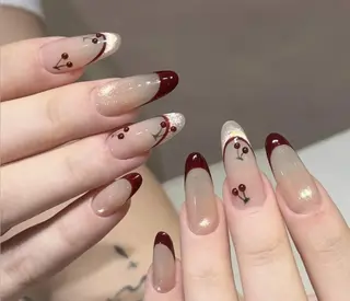 ネイル Pure&Rich Nailのネイルデザイン