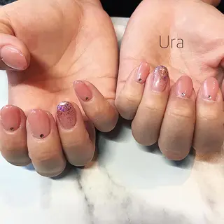 ネイル UrakoNail 《nail》のネイルデザイン