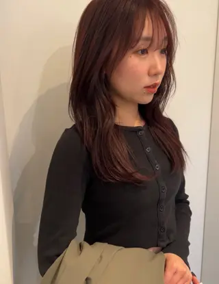 セミロング KOCHAB所属・三谷 はるなのヘアスタイル