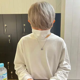 ショート カラー メンズ XYZ新宿所属・⭐️DAIKI⭐️ ハイトーン/髪質改善のヘアスタイル