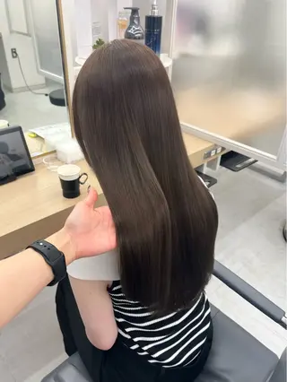ロング カラー youres hair 髪質改善トリートメント&ヘッドスパ  新宿三丁目店【ユアーズヘア】所属・🦋透明感カラー 👑NODOKA🦋のヘアスタイル