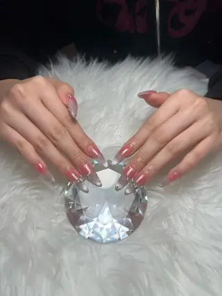 ネイル 井尻 紗菜のネイルデザイン