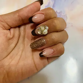 ネイル Feliz所属・Feliz 楽しいネイルサロンのネイルデザイン