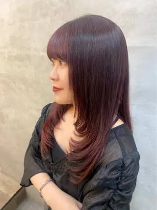 セミロング hair&culture gallery moloco　神保町　九段下店所属・RISA🩶🐈‍⬛ カット✨透明感カラーのヘアスタイル