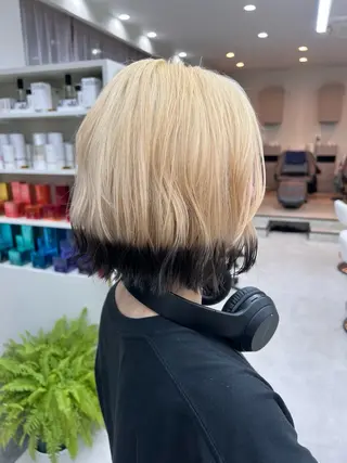 ショート カラー ＼ブリーチ頑張る れれ／のヘアスタイル