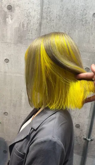 ショート ハイトーン/メンズ/ ウルフ特化   小松のヘアスタイル