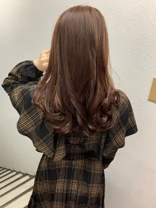 ロング メンズ 艶感ミルクティー🤍 色落ち綺麗🤍ともやのヘアスタイル
