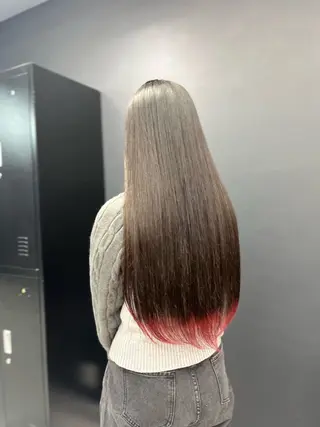 ロング カラー white.梅田所属・White梅田  ／ COCOのヘアスタイル