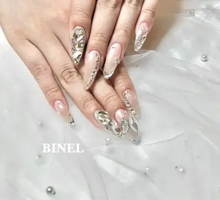 ネイル BINEL REINAのネイルデザイン