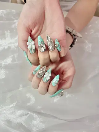 ネイル Luuny nailのネイルデザイン