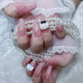 ネイル MINAMI໒꒱ Y2K、韓国ガーリーのネイルデザイン