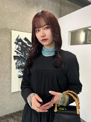 ロング eim AYUKAのヘアスタイル