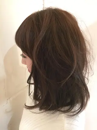 ロング カラー eyelush color world庄内駅前所属・シールエクステ／豊中 吉田孝司のヘアスタイル