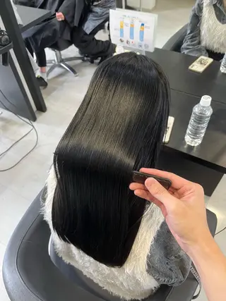 ロング カラー 諸岡 玲のヘアスタイル