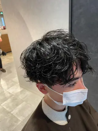ショート パーマ メンズ 宮下 弦也のヘアスタイル