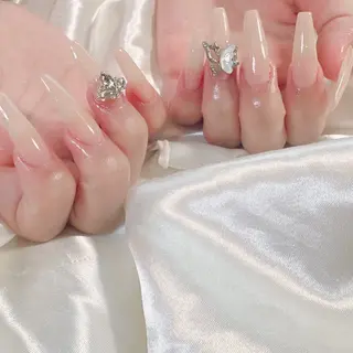 ネイル Charom🧊 YurieOsaのネイルデザイン