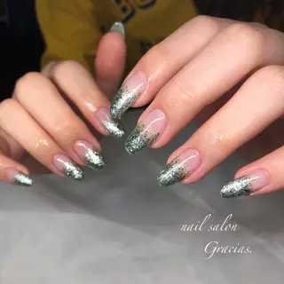 ネイル Gracias. rieのネイルデザイン