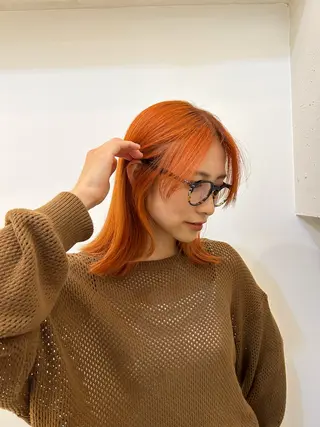 カラー moeka 表参道のヘアスタイル